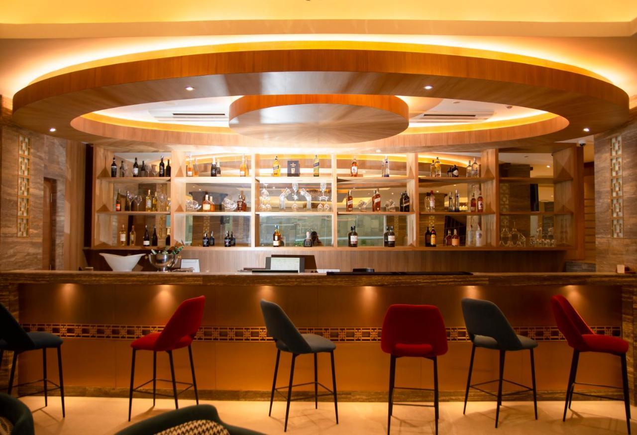 Ramada Encore By Wyndham Kathmandu Thamel מראה חיצוני תמונה