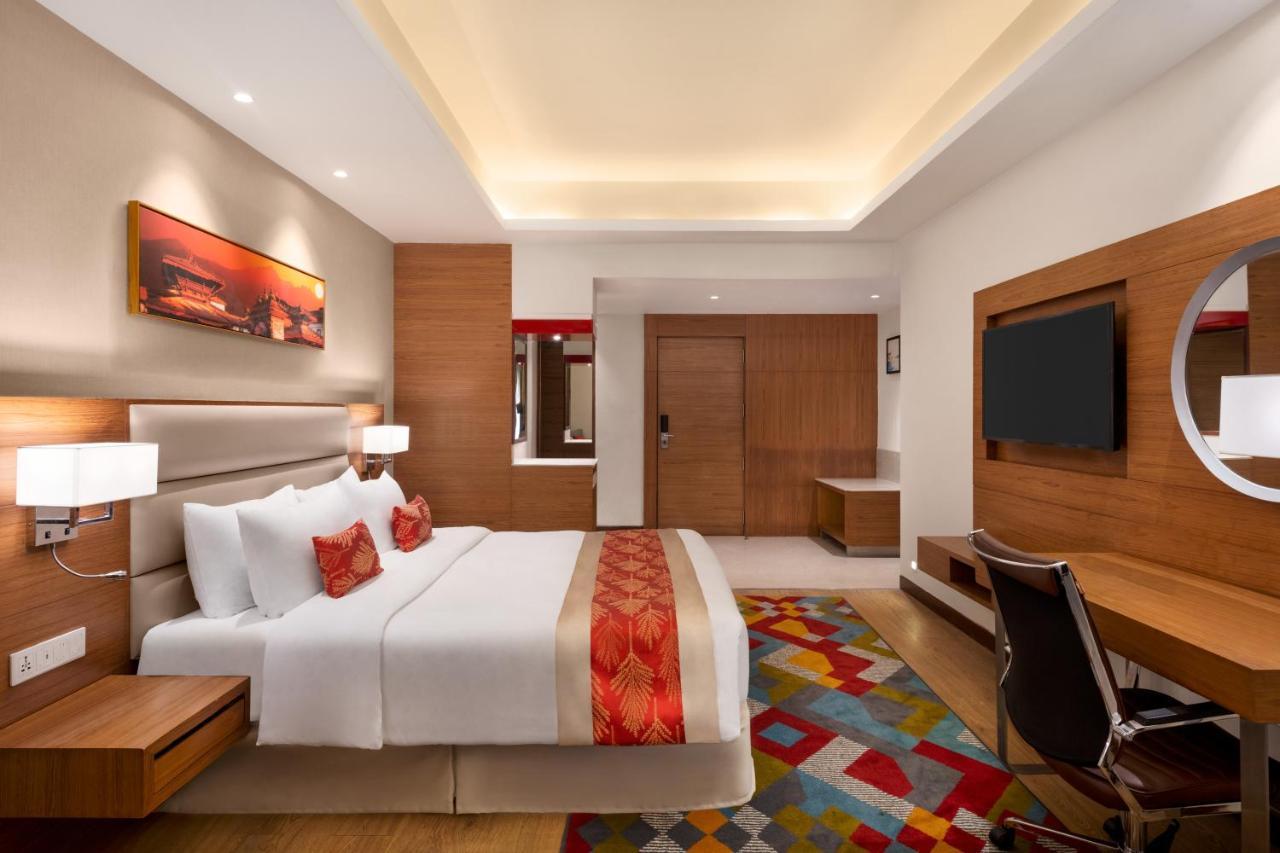 Ramada Encore By Wyndham Kathmandu Thamel מראה חיצוני תמונה