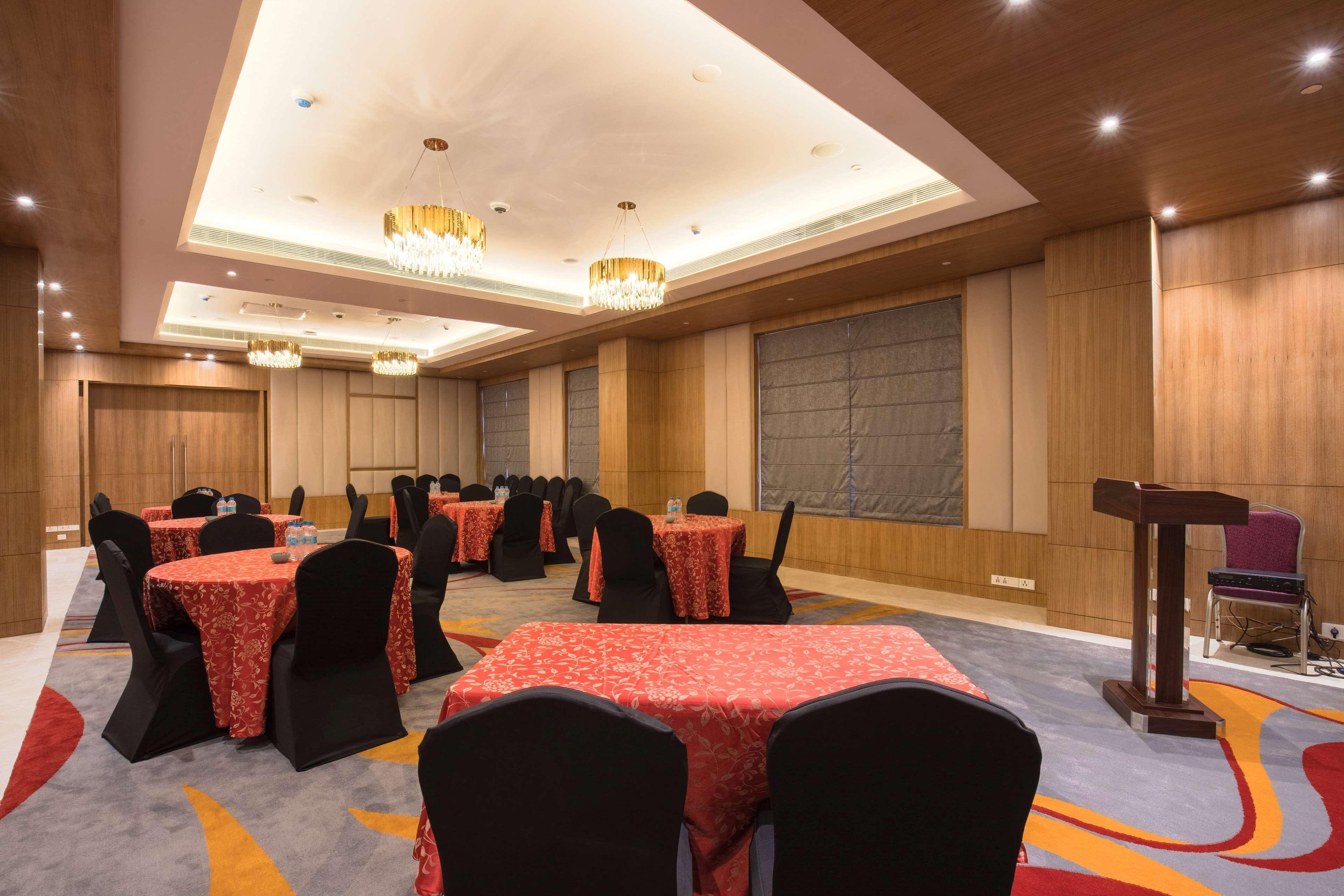 Ramada Encore By Wyndham Kathmandu Thamel מראה חיצוני תמונה